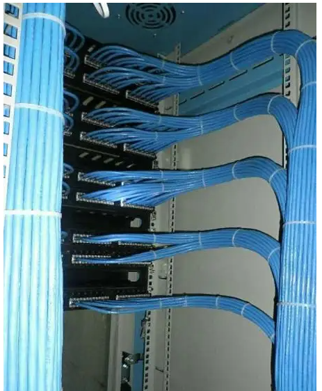 北京弱电机房设备十二个防范重点_MG电玩北京监控安装工程公司
