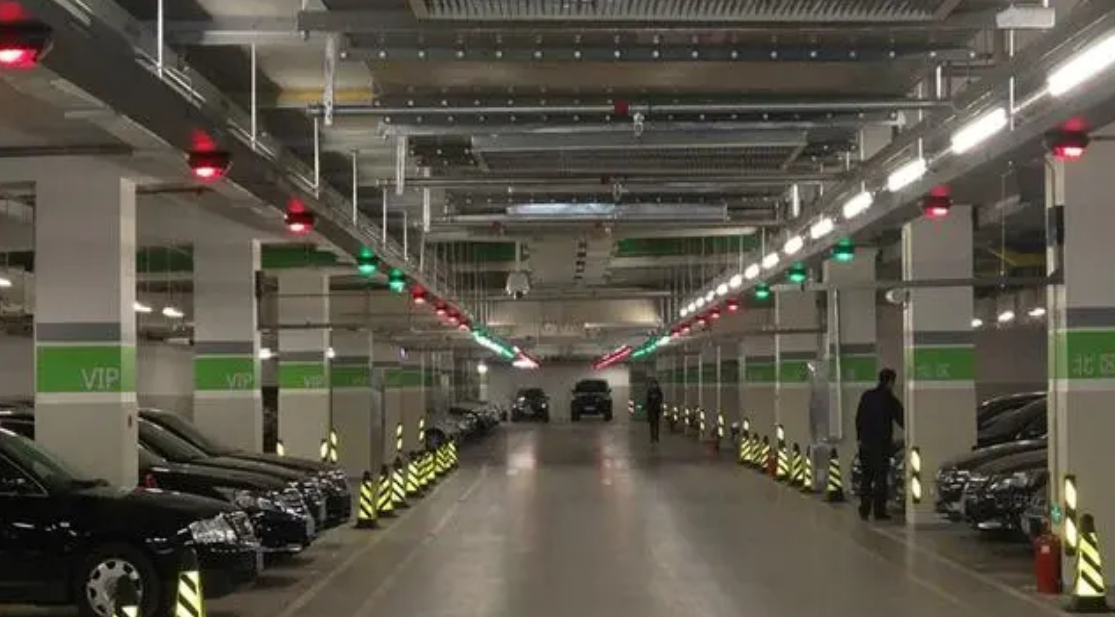 北京智慧停车场车位引导系统哪家公司专业？MG电玩北京监控安装工程公司用专业精神重